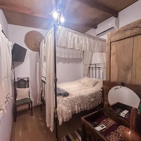 Angels Traditional House