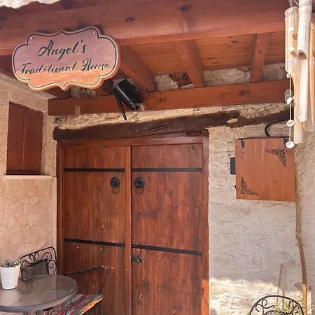 Angels Traditional House *