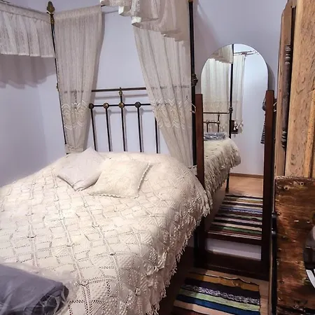 Angels Traditional House Сasa de vacaciones